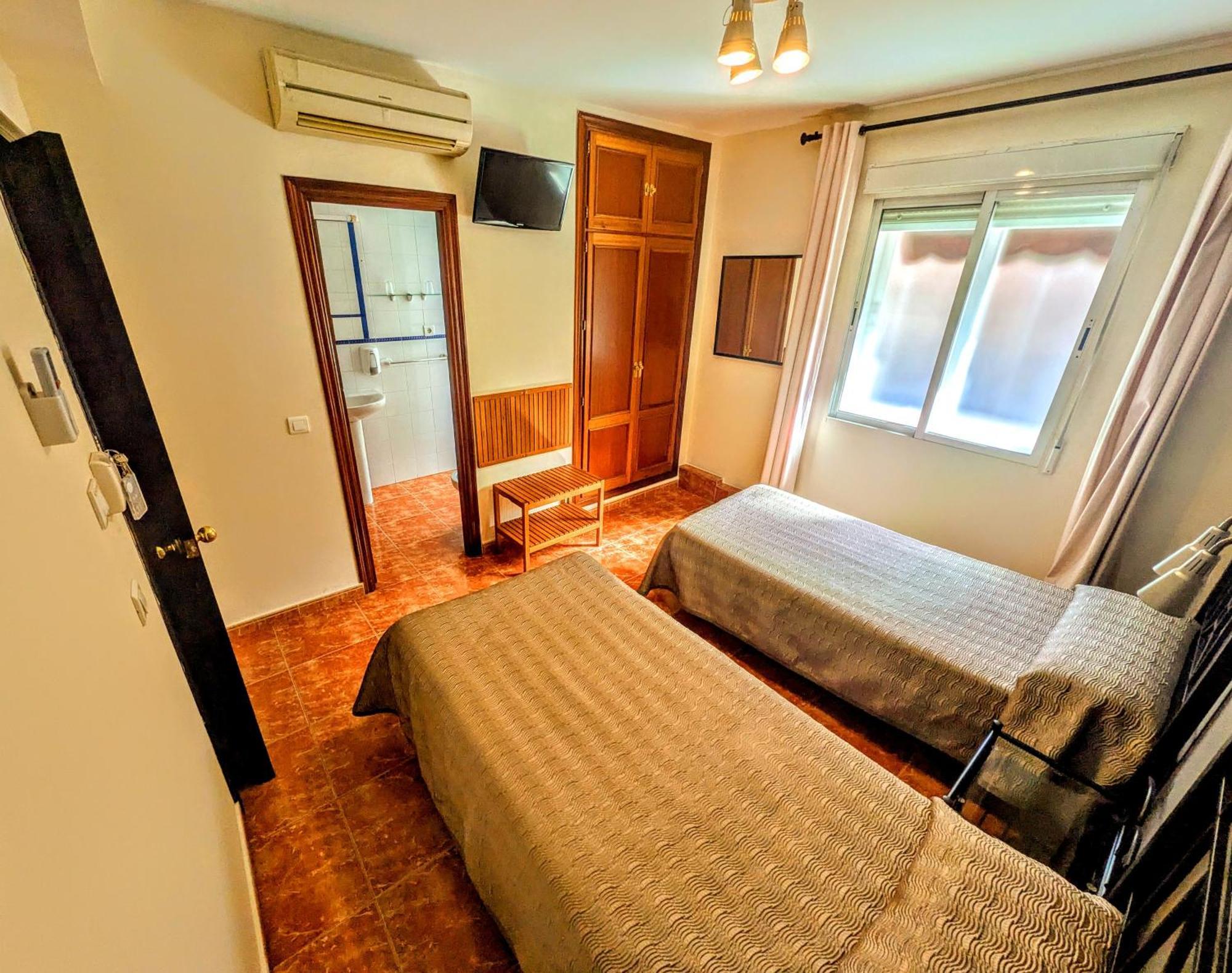 Hostal Jentoft Sevilla Kültér fotó
