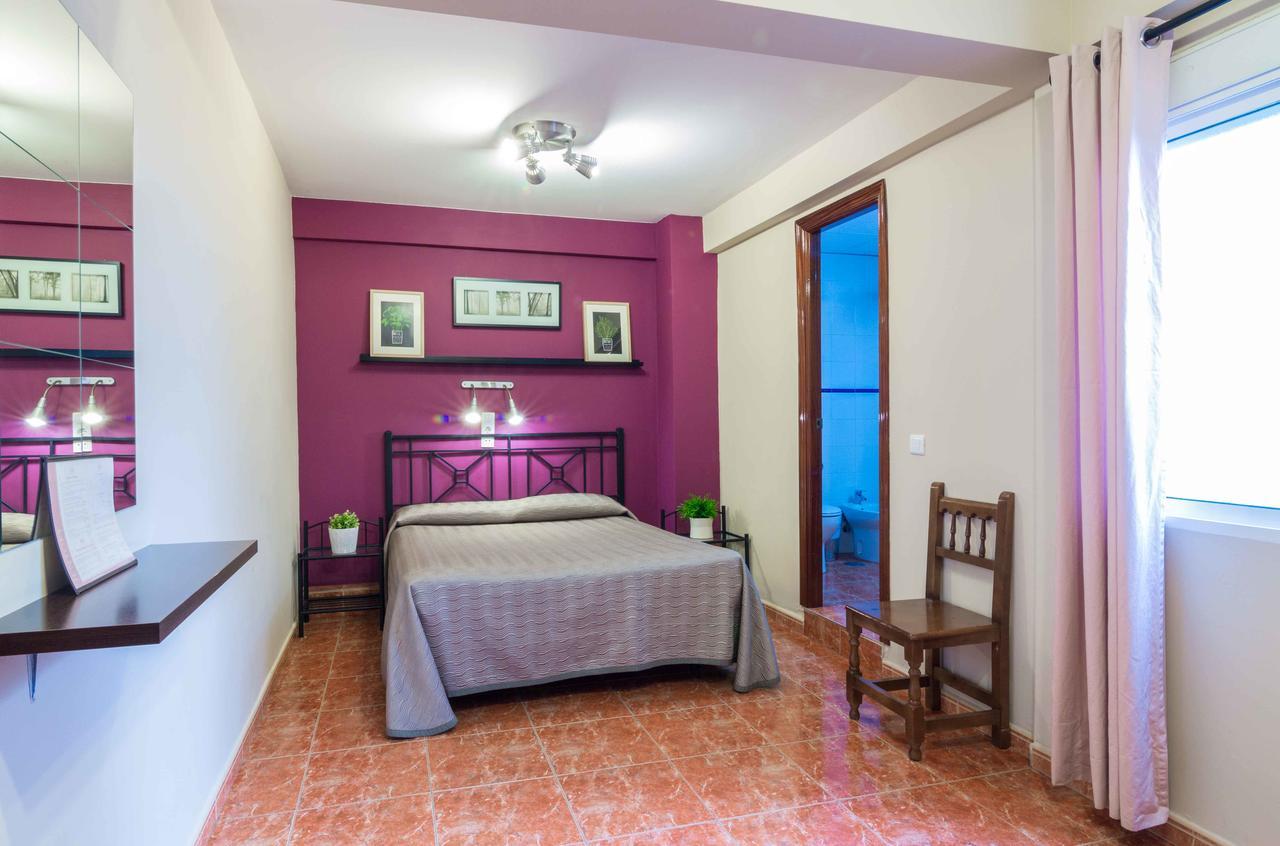 Hostal Jentoft Sevilla Kültér fotó