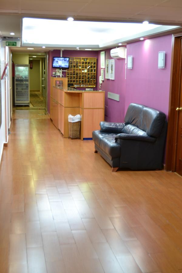 Hostal Jentoft Sevilla Kültér fotó