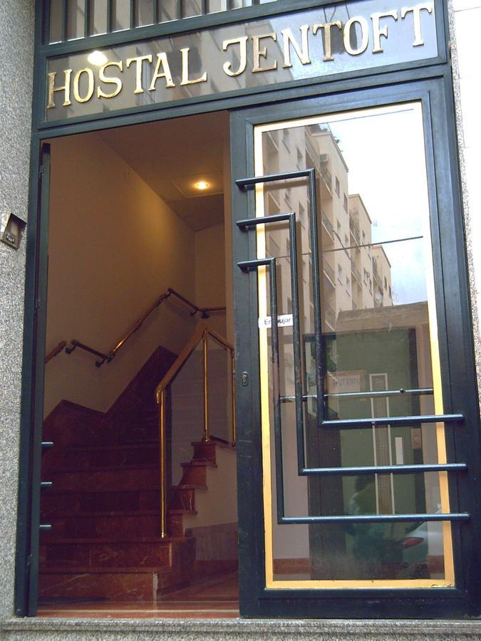Hostal Jentoft Sevilla Kültér fotó