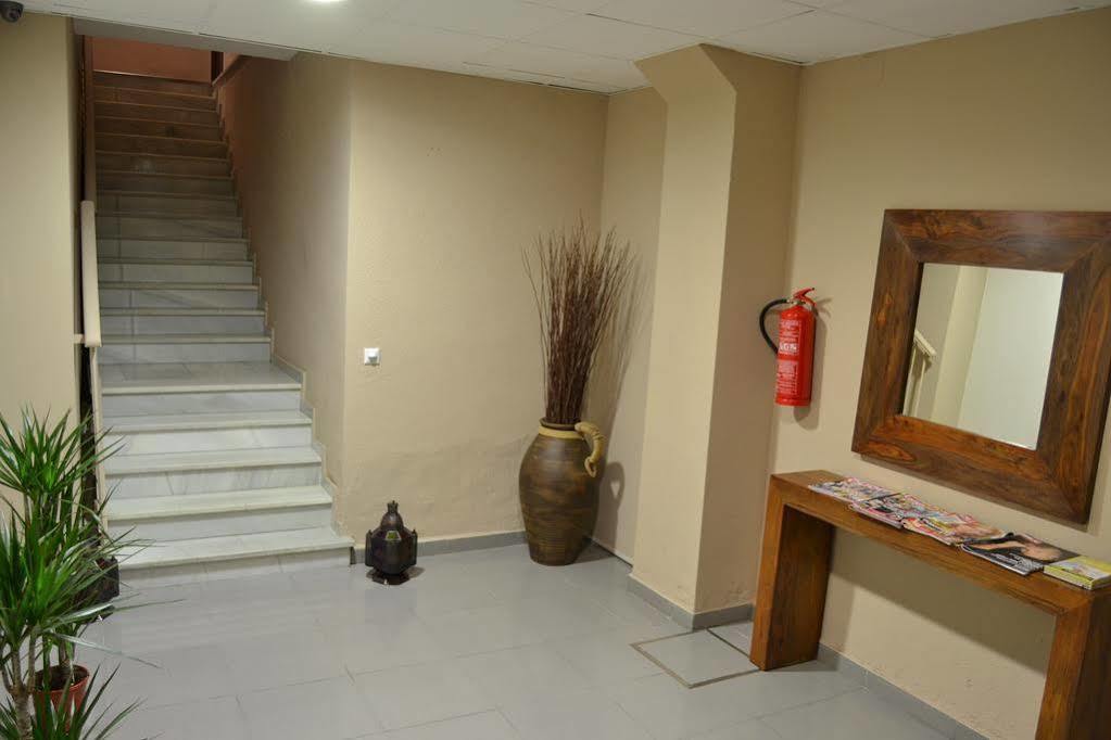Hostal Jentoft Sevilla Kültér fotó