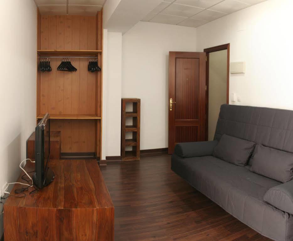 Hostal Jentoft Sevilla Kültér fotó