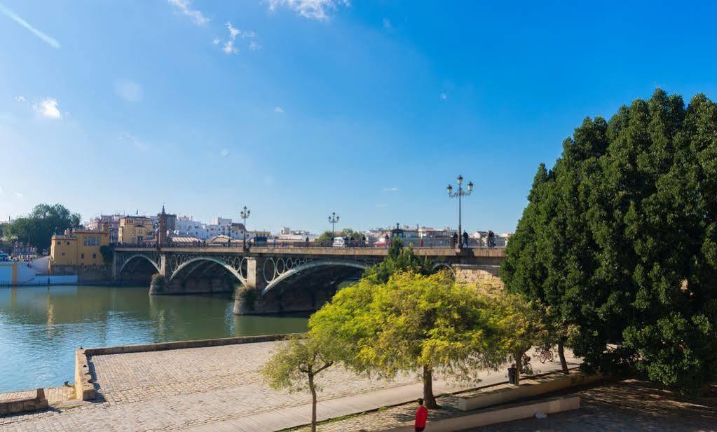 Hostal Jentoft Sevilla Kültér fotó